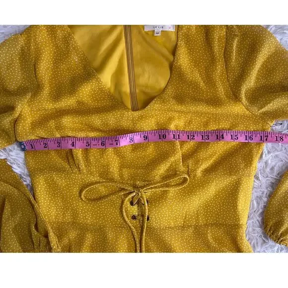Le Lis Women’s Size M Yellow Polka Dot Lace Up Waist Lined A Line Dress #0481 - Picture 13 of 14